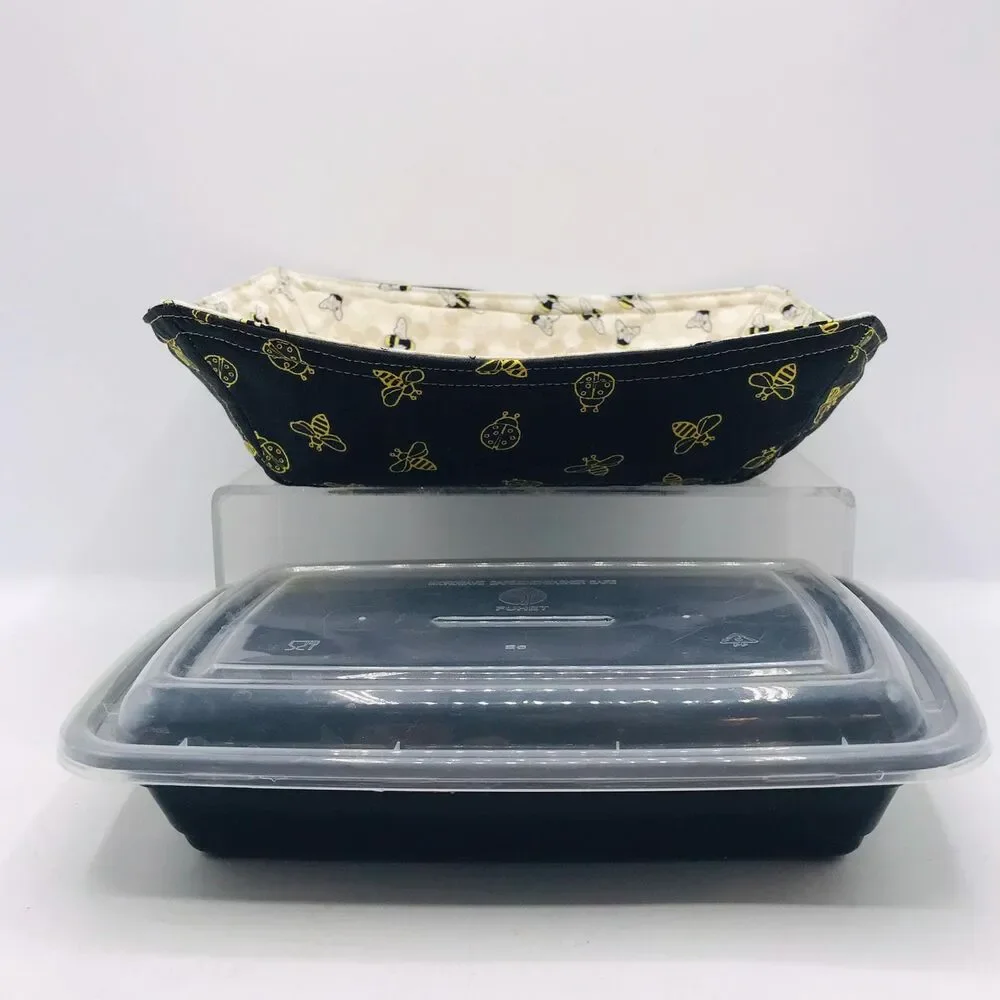 Reversible Microwave Cozie For Takeout Containers Farmhouse Yellow Bees on Black